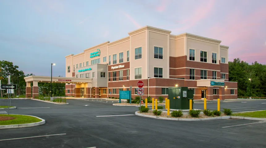 An exterior photo of the Milford Regional Urgent Care location in Franklin, Massachusetts